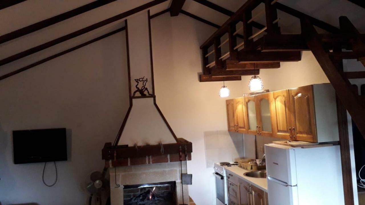 Villa Weekend House Petar Lusnic Esterno foto